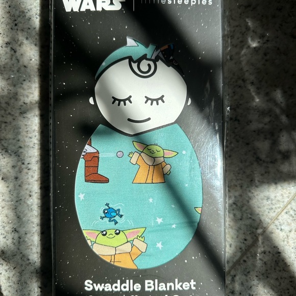 Little sleepies Star Wars Grogu swaddle with bow - Picture 2 of 6